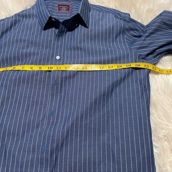 Untuckit button down long sleeves shirt - Picture 4 of 6